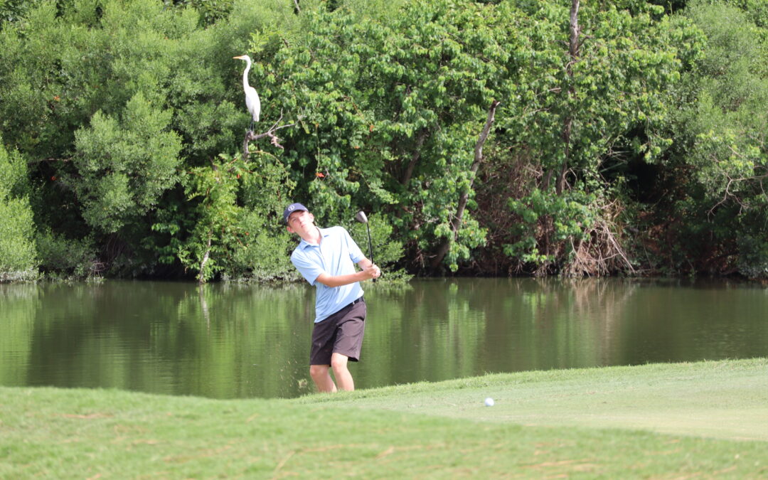 Hill Duo Leads Texas Father-Son Going to Final Day