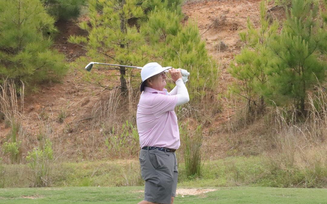 Booker, Holstead Take the Lead After Round 2 of Super Senior Amateur